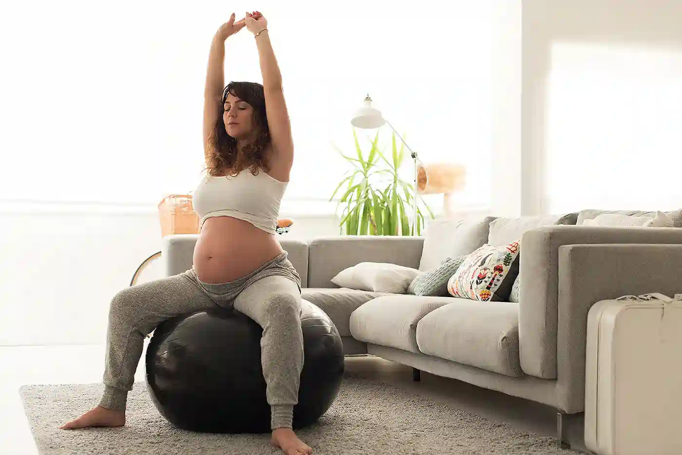 How to Support Your Core Safely During Pregnancy Biggleswade